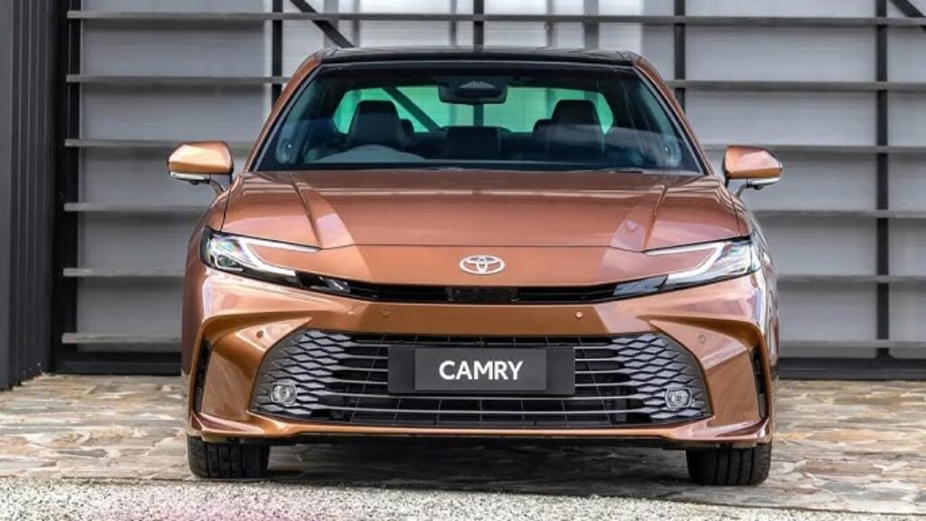 New Toyota Camry Launched in India on December 11